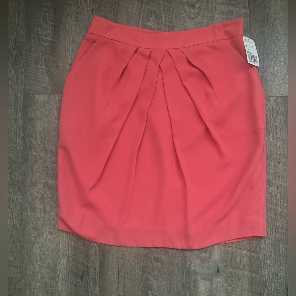 Forever 21 salmon skirt